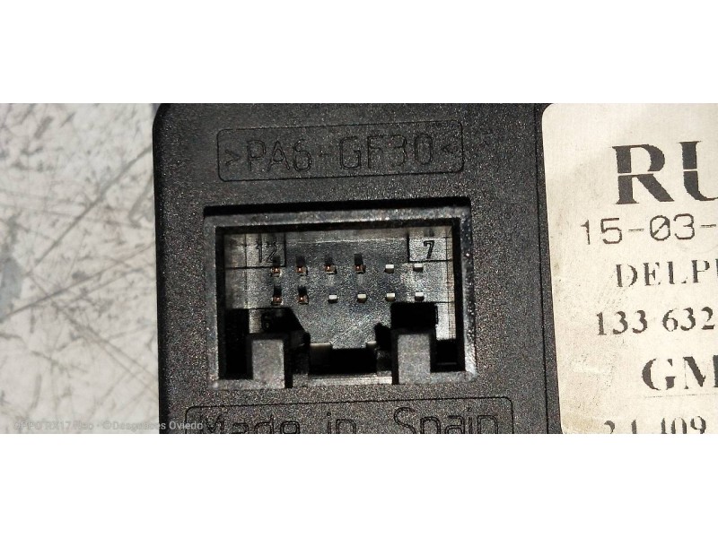 Recambio de mando elevalunas delantero izquierdo para opel combo (corsa c) familiar referencia OEM IAM 24409205 13363202 