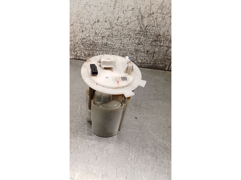 Recambio de bomba combustible para renault megane iv hatchback (b9a/m/n_) 1.3 tce 115 (b9n9) referencia OEM IAM 0580200976 17202