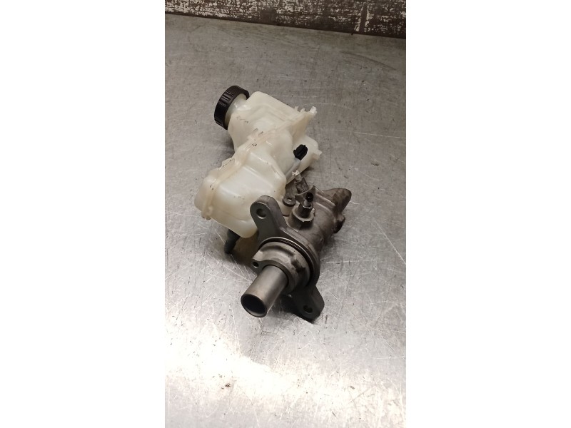 Recambio de bomba freno para renault megane iv hatchback (b9a/m/n_) 1.3 tce 115 (b9n9) referencia OEM IAM 790611 460913217R 18