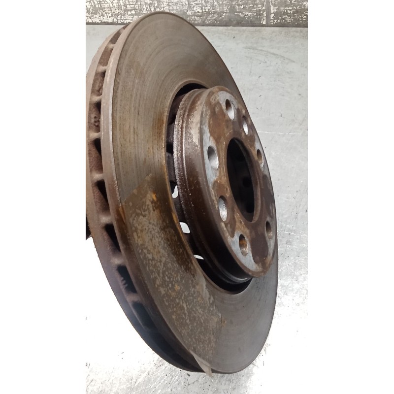 Recambio de disco freno delantero para renault megane iv hatchback (b9a/m/n_) 1.3 tce 115 (b9n9) referencia OEM IAM   18