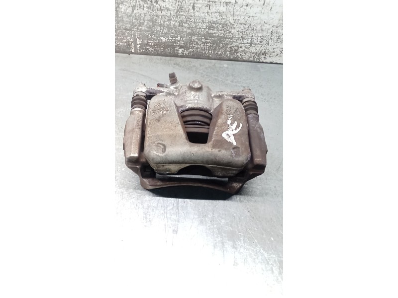 Recambio de pinza freno delantera derecha para renault megane iv hatchback (b9a/m/n_) 1.3 tce 115 (b9n9) referencia OEM IAM  TRW