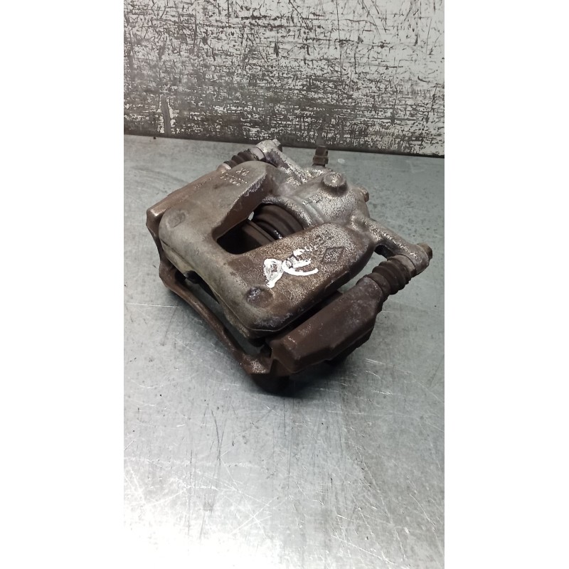 Recambio de pinza freno delantera derecha para renault megane iv hatchback (b9a/m/n_) 1.3 tce 115 (b9n9) referencia OEM IAM  TRW
