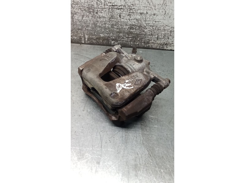 Recambio de pinza freno delantera derecha para renault megane iv hatchback (b9a/m/n_) 1.3 tce 115 (b9n9) referencia OEM IAM  TRW