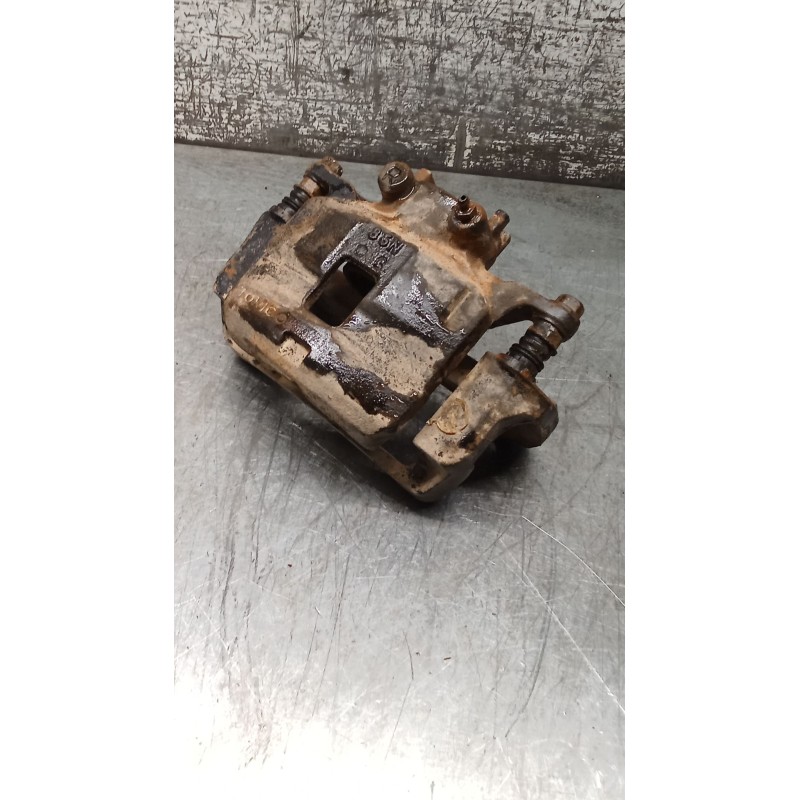 Recambio de pinza freno delantera derecha para mitsubishi l200 / triton (ka_t, kb_t) 2.5 di-d 4wd (kb4t) referencia OEM IAM  TOK