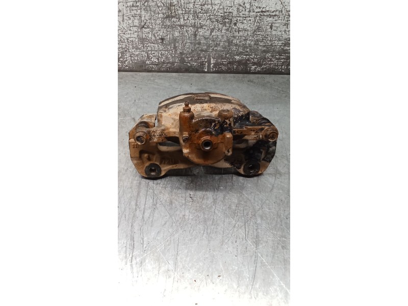 Recambio de pinza freno delantera derecha para mitsubishi l200 / triton (ka_t, kb_t) 2.5 di-d 4wd (kb4t) referencia OEM IAM  TOK