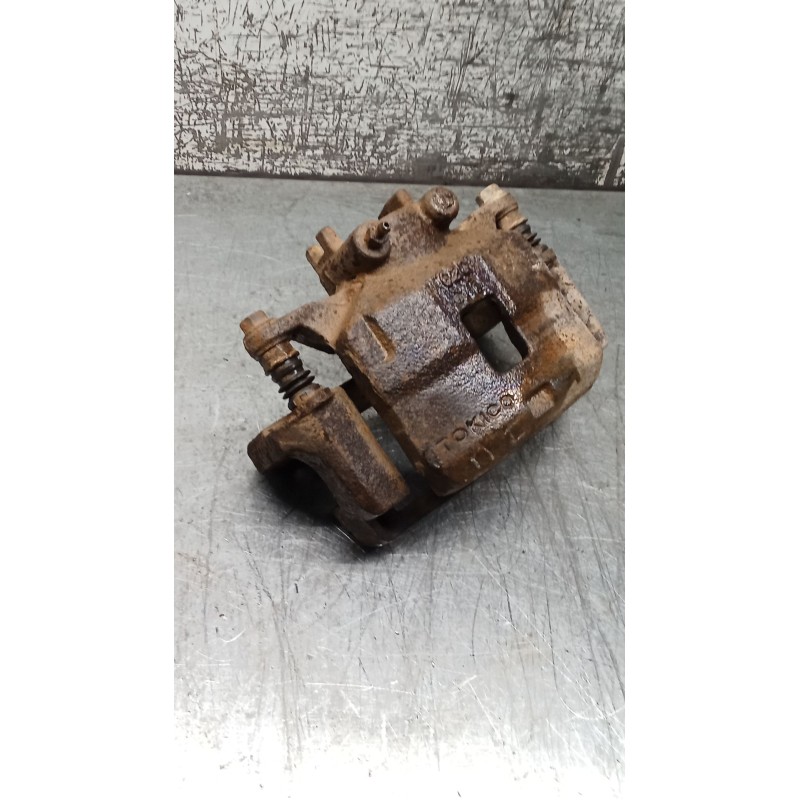 Recambio de pinza freno delantera izquierda para mitsubishi l200 / triton (ka_t, kb_t) 2.5 di-d 4wd (kb4t) referencia OEM IAM  T