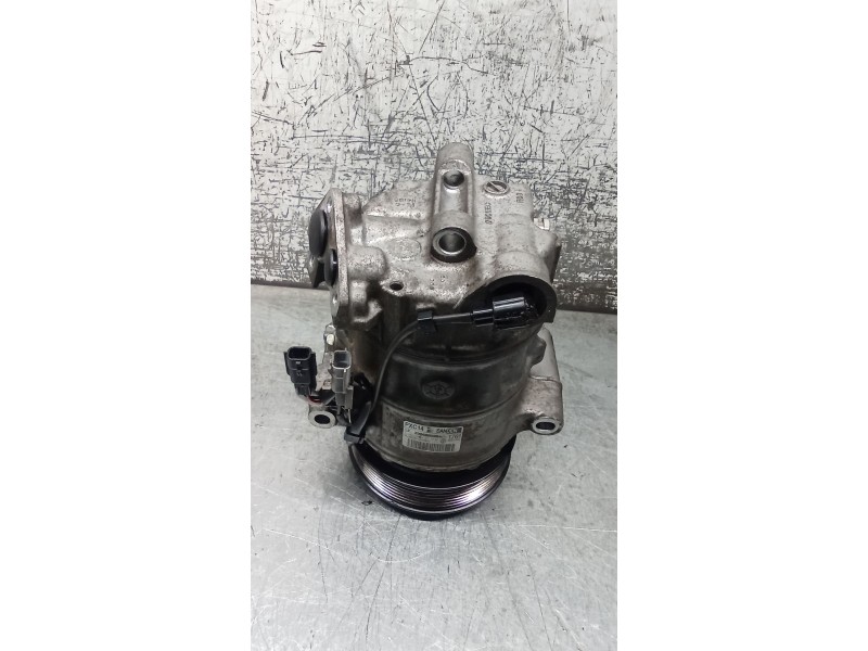 Recambio de compresor aire acondicionado para renault megane iv hatchback (b9a/m/n_) 1.3 tce 115 (b9n9) referencia OEM IAM 92600