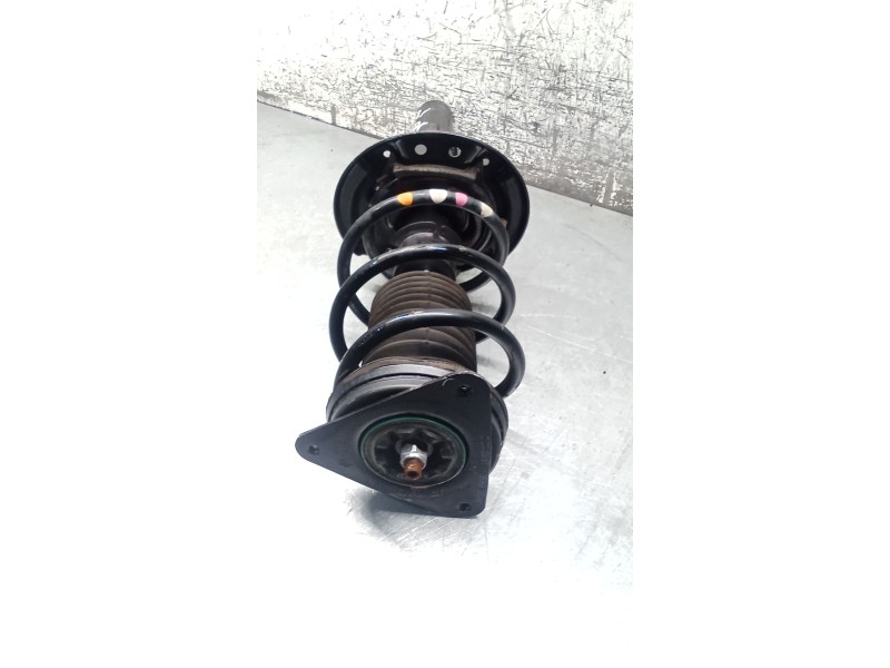 Recambio de amortiguador delantero izquierdo para renault megane iv hatchback (b9a/m/n_) 1.3 tce 115 (b9n9) referencia OEM IAM 5