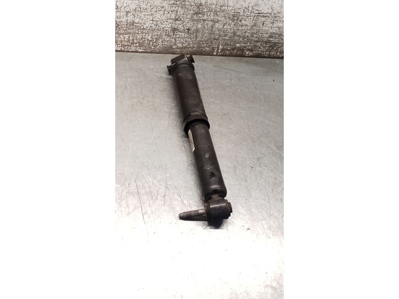 Recambio de amortiguador trasero derecho para renault megane iv hatchback (b9a/m/n_) 1.3 tce 115 (b9n9) referencia OEM IAM 56210
