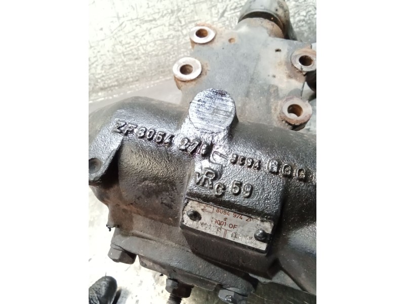 Recambio de caja direccion para nissan terrano ii (r20) 2.7 td 4wd referencia OEM IAM 805497420  93
