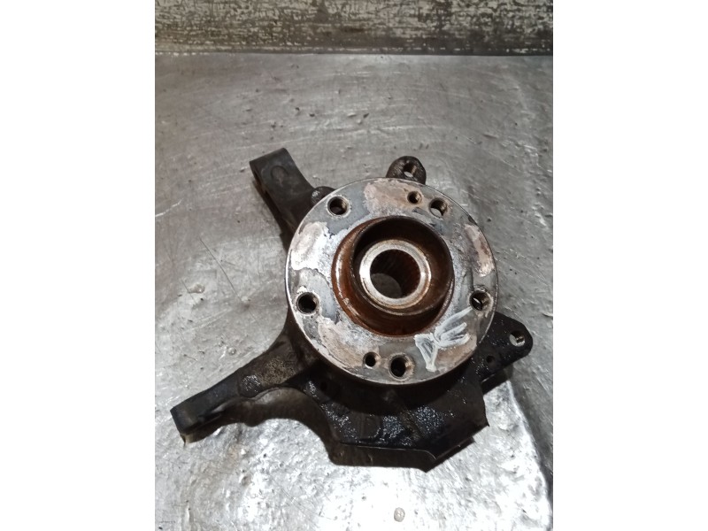 Recambio de mangueta delantera derecha para renault laguna ii (bg0/1_) 2.2 dci (bg0f) referencia OEM IAM   05