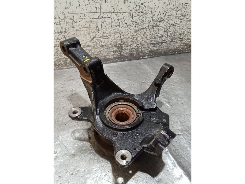 Recambio de mangueta delantera derecha para renault laguna ii (bg0/1_) 2.2 dci (bg0f) referencia OEM IAM   05