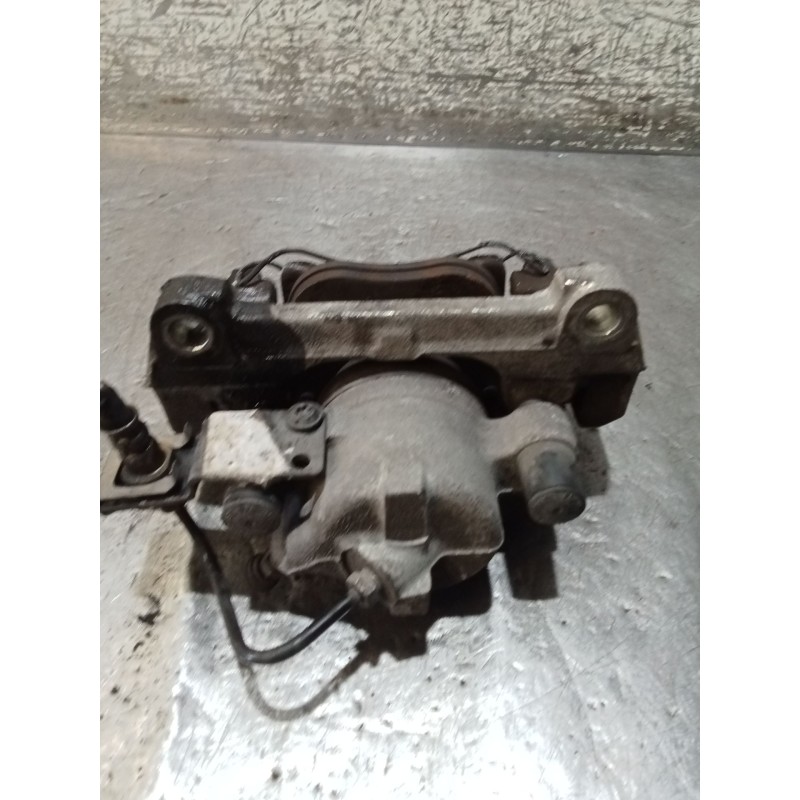 Recambio de pinza freno delantera derecha para renault laguna ii (bg0/1_) 2.2 dci (bg0f) referencia OEM IAM   05