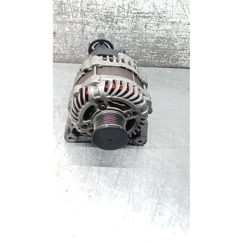 Recambio de alternador para renault megane iv hatchback (b9a/m/n_) 1.3 tce 115 (b9n9) referencia OEM IAM 231009933R A5TE0581ZE 1