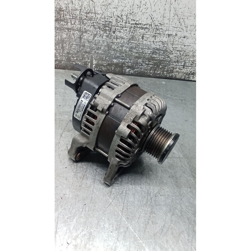 Recambio de alternador para renault megane iv hatchback (b9a/m/n_) 1.3 tce 115 (b9n9) referencia OEM IAM 231009933R A5TE0581ZE 1
