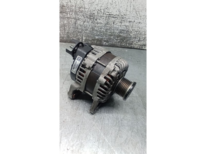Recambio de alternador para renault megane iv hatchback (b9a/m/n_) 1.3 tce 115 (b9n9) referencia OEM IAM 231009933R A5TE0581ZE 1