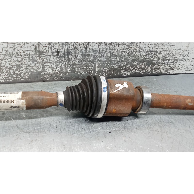 Recambio de transmision delantera derecha para renault megane iv hatchback (b9a/m/n_) 1.3 tce 115 (b9n9) referencia OEM IAM 3910