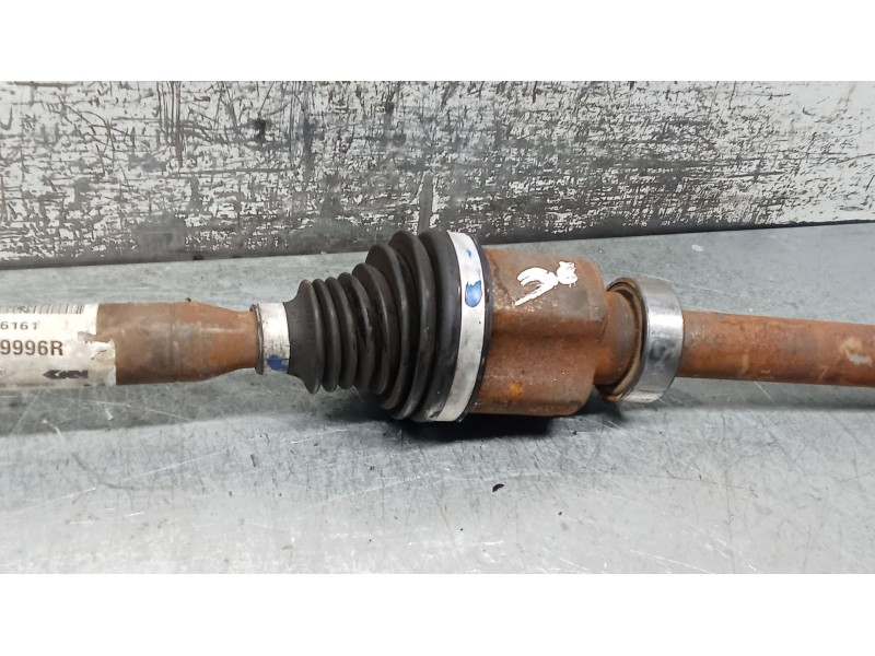 Recambio de transmision delantera derecha para renault megane iv hatchback (b9a/m/n_) 1.3 tce 115 (b9n9) referencia OEM IAM 3910