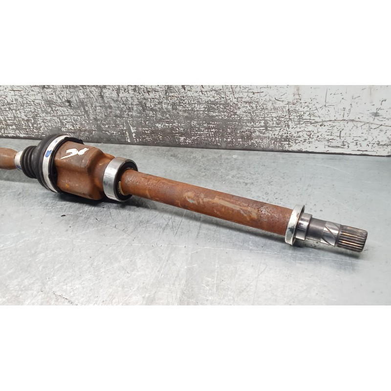 Recambio de transmision delantera derecha para renault megane iv hatchback (b9a/m/n_) 1.3 tce 115 (b9n9) referencia OEM IAM 3910