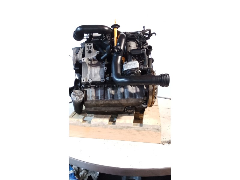 Recambio de motor completo para volkswagen touran (1t1, 1t2) 1.9 tdi referencia OEM IAM BXE  521409