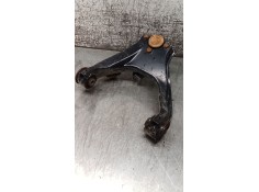 Recambio de brazo suspension superior delantero izquierdo para mitsubishi l200 / triton (ka_t, kb_t) 2.5 di-d 4wd (kb4t) referen 2