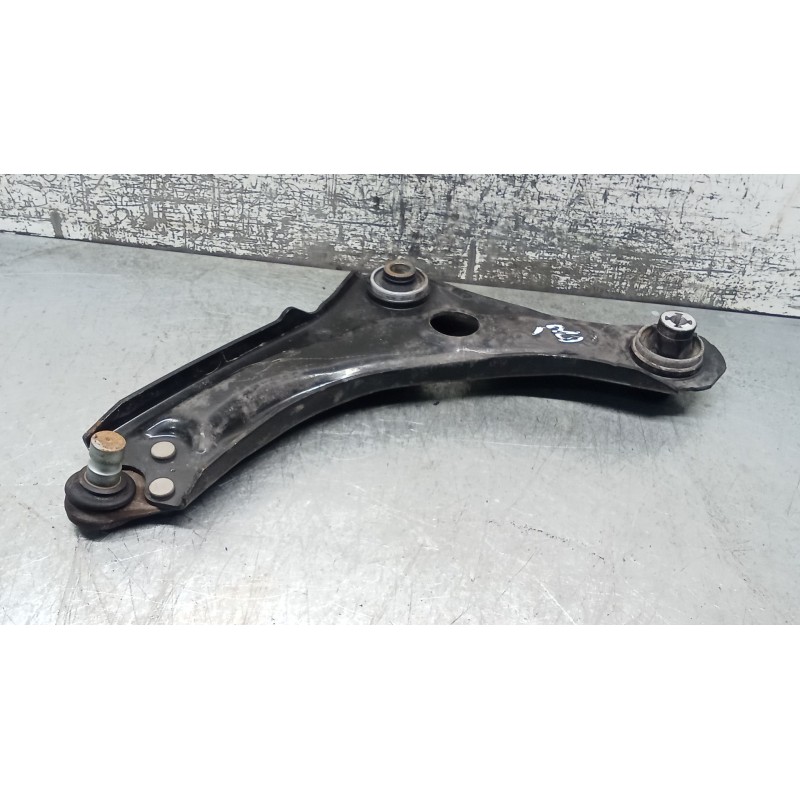 Recambio de brazo suspension inferior delantero izquierdo para renault megane iv hatchback (b9a/m/n_) 1.3 tce 115 (b9n9) referen