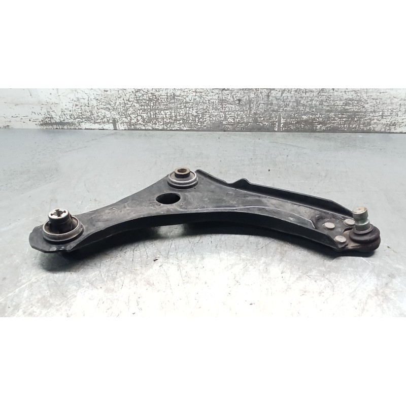 Recambio de brazo suspension inferior delantero derecho para renault megane iv hatchback (b9a/m/n_) 1.3 tce 115 (b9n9) referenci