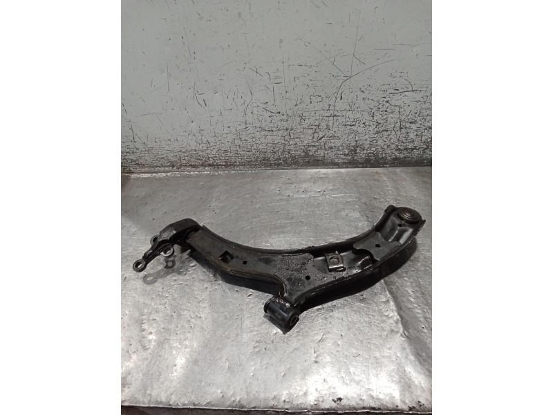 Recambio de brazo suspension inferior delantero derecho para nissan almera ii hatchback (n16) 2.2 dci referencia OEM IAM   02