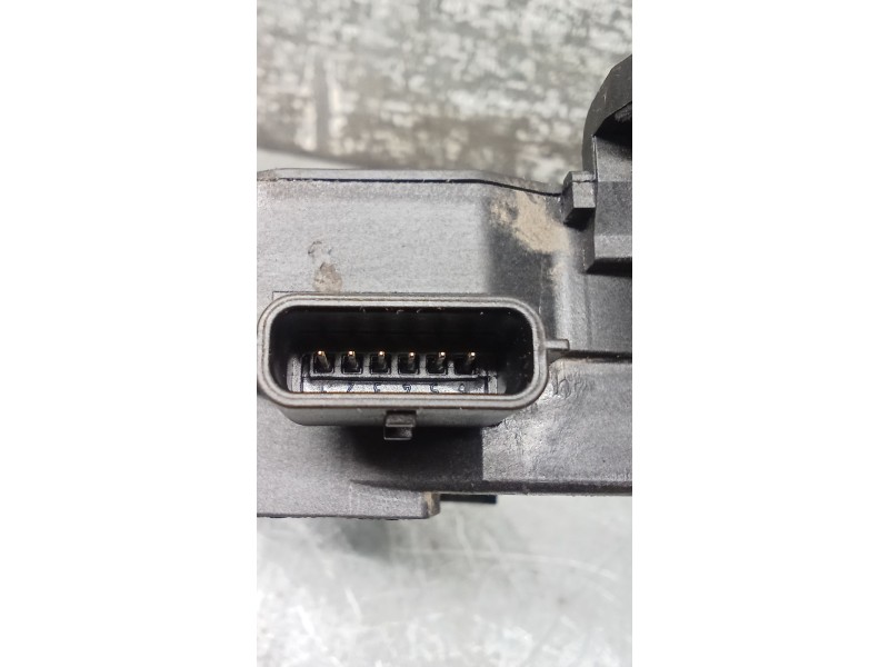 Recambio de potenciometro pedal para renault megane iv hatchback (b9a/m/n_) 1.3 tce 115 (b9n9) referencia OEM IAM 180020000R  18