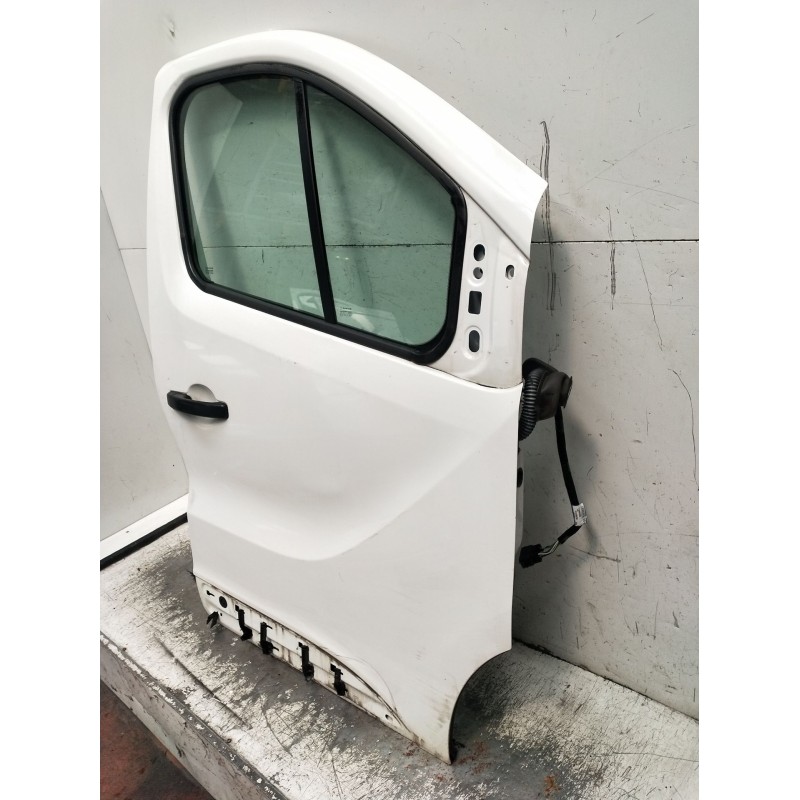 Recambio de puerta delantera derecha para renault trafic iii furgoneta (fg_) 1.6 dci 95 (fgmj, fgmr) referencia OEM IAM  5P 