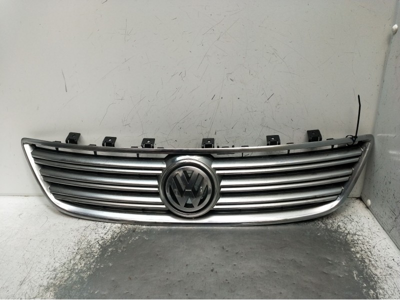 Recambio de rejilla delantera para volkswagen phaeton (3d2/3d8) tdi v10 (4 asientos) referencia OEM IAM   2002