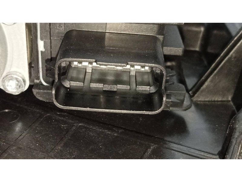 Recambio de elevalunas delantero izquierdo para hyundai i40 1.7 crdi cat referencia OEM IAM   