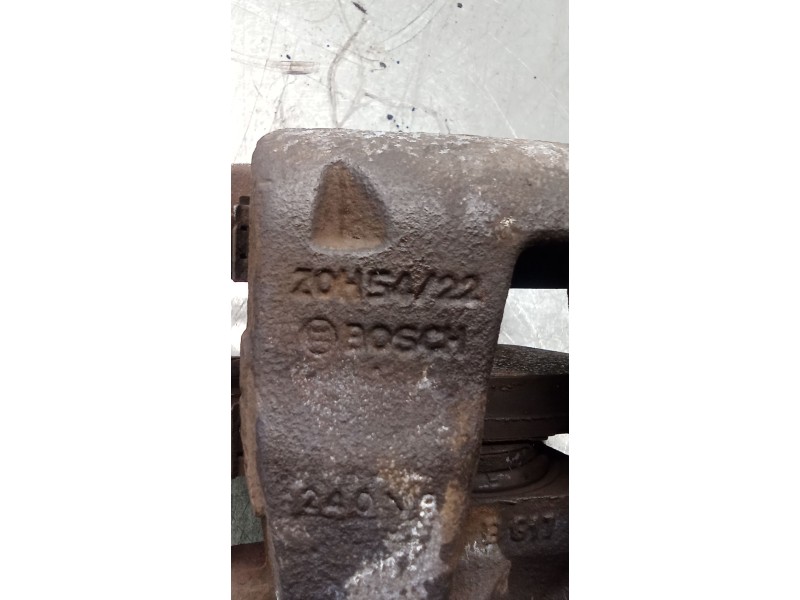 Recambio de pinza freno delantera derecha para alfa romeo mito (955_) 1.4 (955axb1b) referencia OEM IAM 024Y01953 BOSCH 08