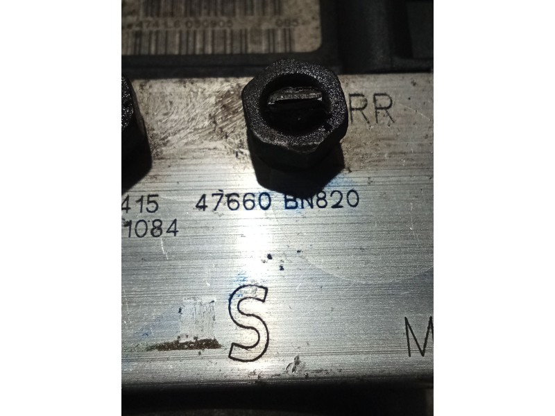 Recambio de abs para nissan almera ii hatchback (n16) 2.2 dci referencia OEM IAM 0265800330 0265231415 47560BN820