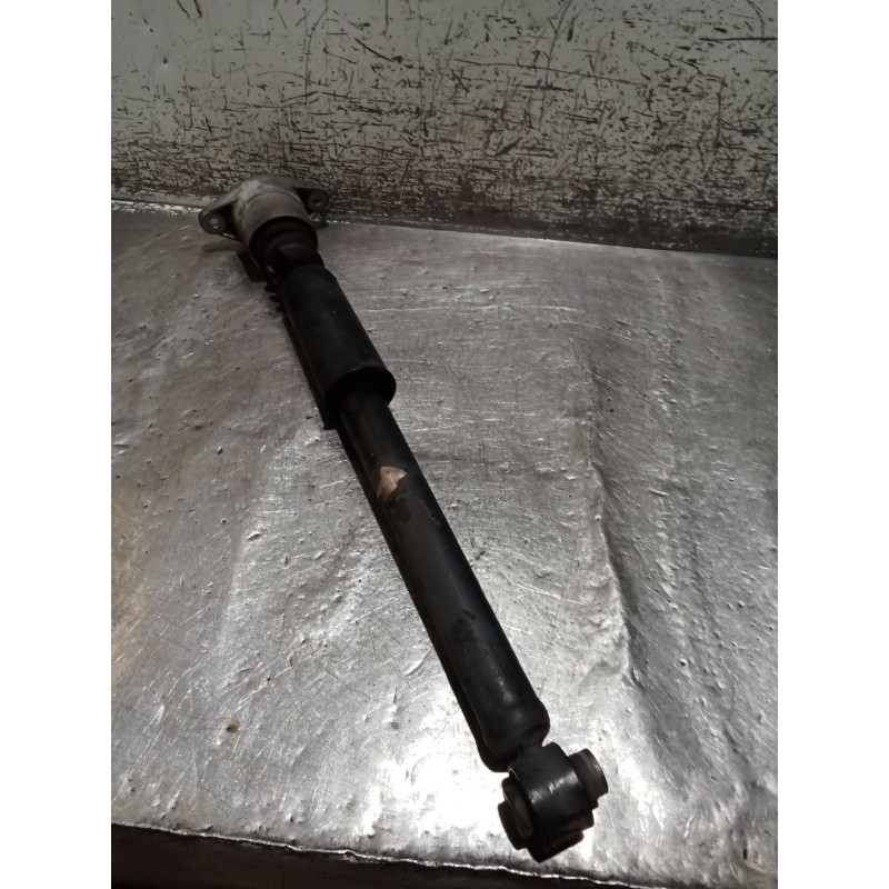 Recambio de amortiguador trasero derecho para audi a4 b6 (8e2) 2.0 referencia OEM IAM   01