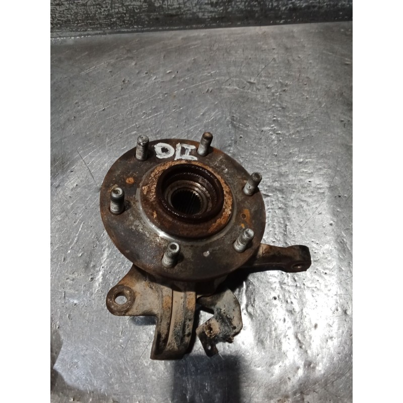 Recambio de mangueta delantera izquierda para mitsubishi l200 / triton (ka_t, kb_t) 2.5 di-d 4wd (kb4t) referencia OEM IAM   05