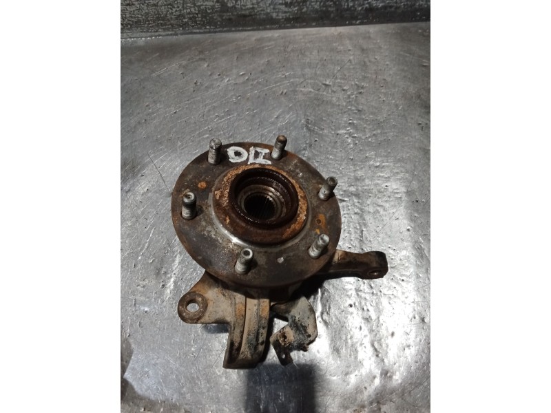 Recambio de mangueta delantera izquierda para mitsubishi l200 / triton (ka_t, kb_t) 2.5 di-d 4wd (kb4t) referencia OEM IAM   05