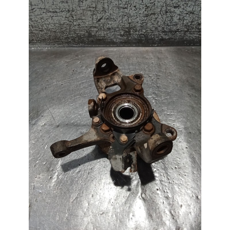 Recambio de mangueta delantera izquierda para mitsubishi l200 / triton (ka_t, kb_t) 2.5 di-d 4wd (kb4t) referencia OEM IAM   05