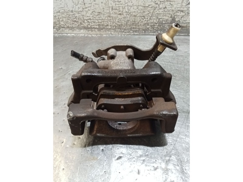 Recambio de pinza freno trasera derecha para toyota auris (_e15_) 2.0 d-4d (ade150_) referencia OEM IAM   06