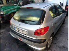 peugeot 206 berlina del año 2005 2
