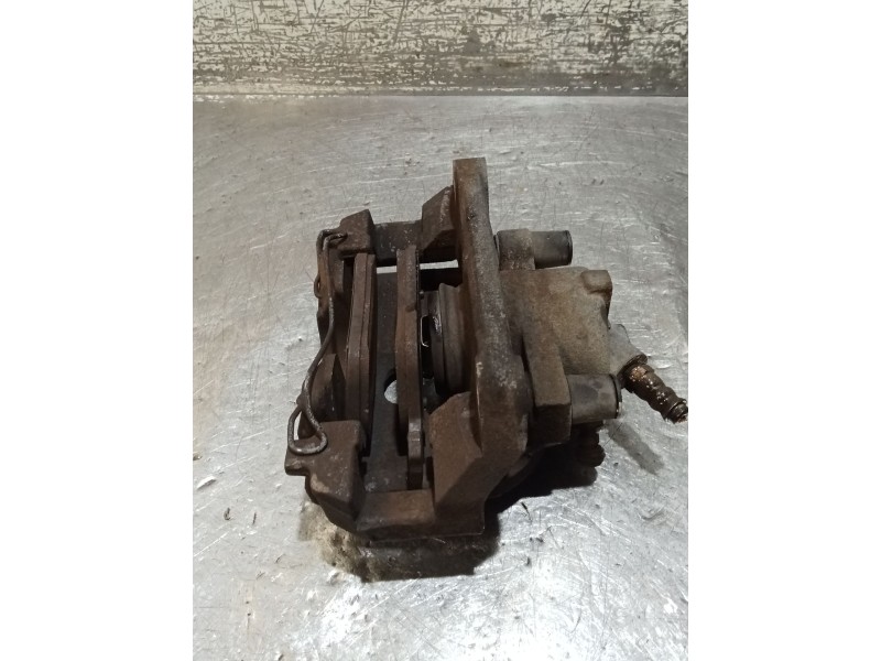 Recambio de pinza freno delantera derecha para renault megane ii station wagon (km0/1_) 1.9 dci referencia OEM IAM   06