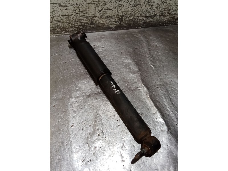 Recambio de amortiguador trasero derecho para renault megane ii station wagon (km0/1_) 1.9 dci referencia OEM IAM   06