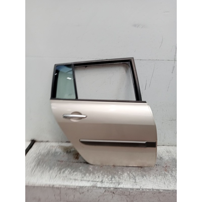 Recambio de puerta trasera derecha para renault megane ii station wagon (km0/1_) 1.9 dci referencia OEM IAM   