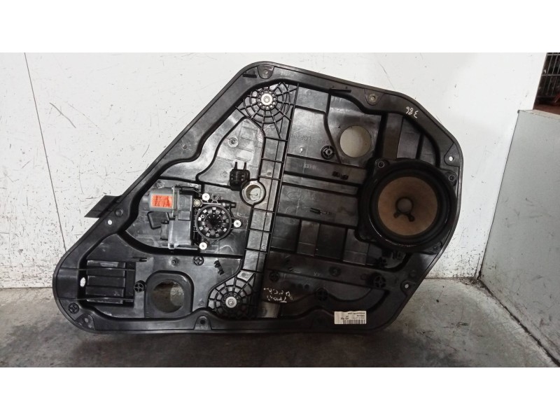 Recambio de elevalunas trasero derecho para hyundai i40 1.7 crdi cat referencia OEM IAM 814203Z000  