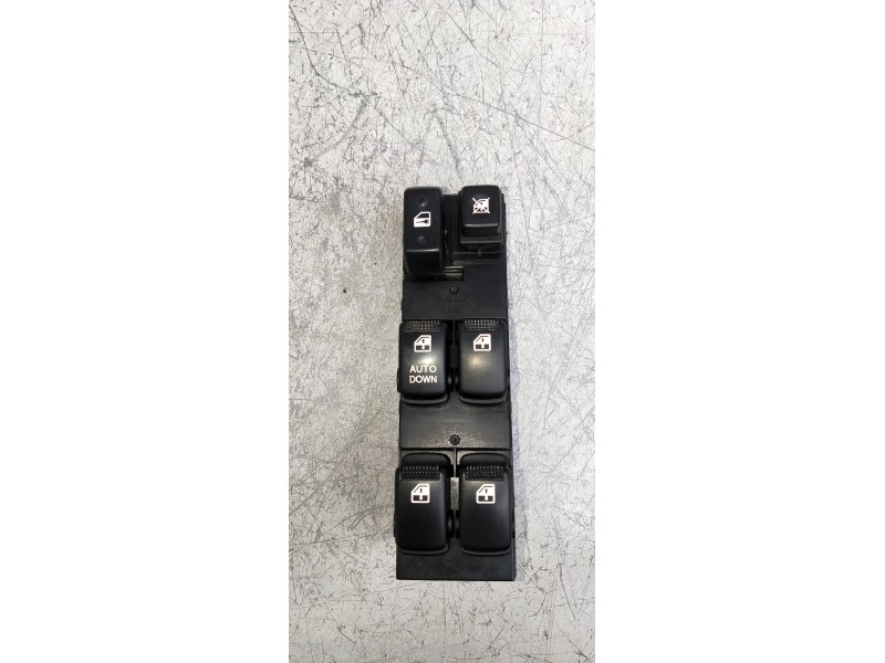 Recambio de mando elevalunas delantero izquierdo para hyundai tucson (jm) 2.0 crdi style referencia OEM IAM   