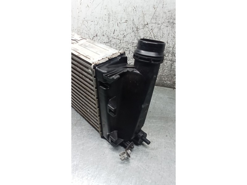 Recambio de intercooler para renault megane iv hatchback (b9a/m/n_) 1.3 tce 115 (b9n9) referencia OEM IAM 144962803R T59325B 18
