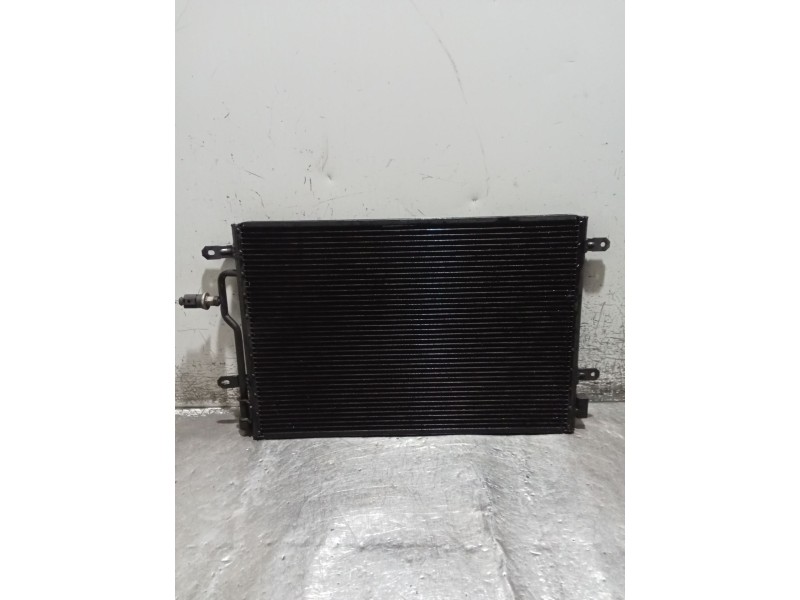 Recambio de condensador aire acondicionado para audi a4 b6 (8e2) 2.0 referencia OEM IAM 8E0260401B MF4467003961 01
