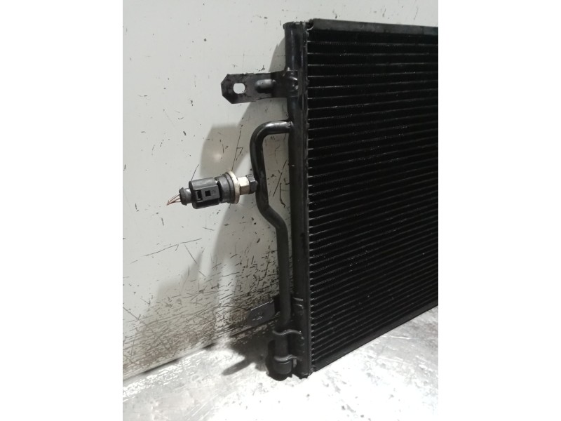 Recambio de condensador aire acondicionado para audi a4 b6 (8e2) 2.0 referencia OEM IAM 8E0260401B MF4467003961 01