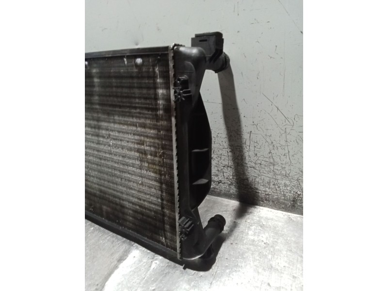 Recambio de radiador agua para audi a4 b6 (8e2) 2.0 referencia OEM IAM   01