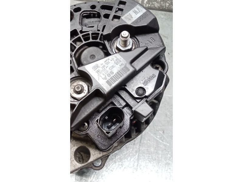 Recambio de alternador para seat leon (1m1) 1.9 tdi referencia OEM IAM 038903023L 0124325001 99